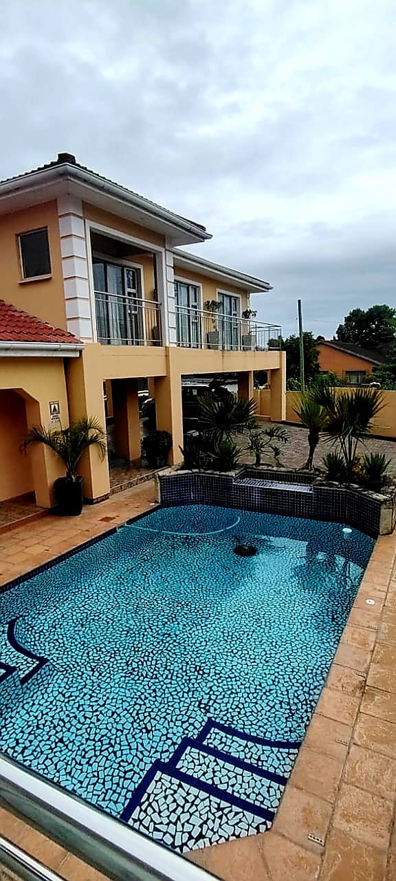14 Bedroom Property for Sale in Amalinda Eastern Cape
